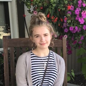 Meet your Posher, Brenna